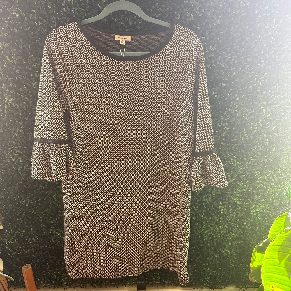 Max Studio 3/4 Bell Sleeve Dress